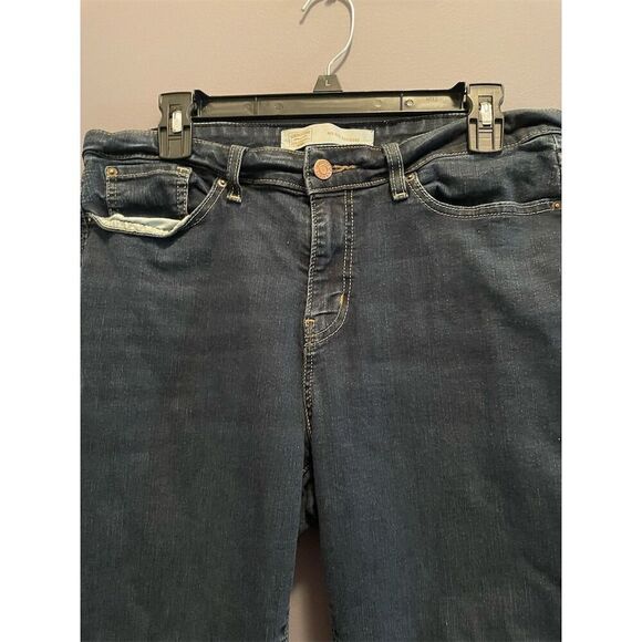 Women's Blue Jeans - Picture 2 of 14